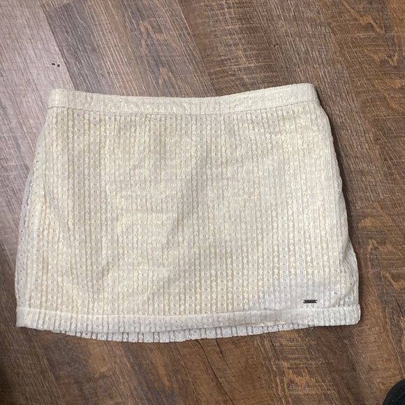 Y2K HOLLISTER METALLIC LACE MINI SKIRT WITH FOIL LINING PLUS COMFORT COTTON SLIP - Picture 1 of 11